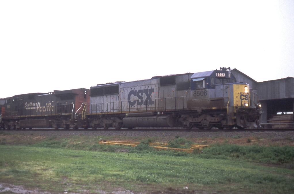 NB freight coming out of UP yard